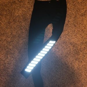 Old navy reflective leggings